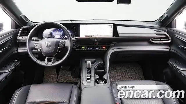 Toyota Crown Crossover 2023 — Фото 13/20