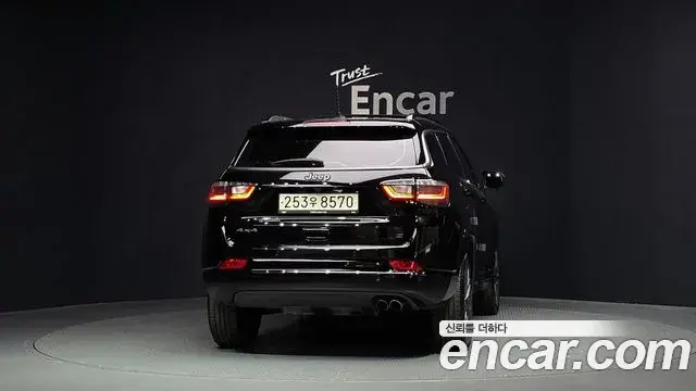 Jeep Compass 2022 — Şəkil 18/20