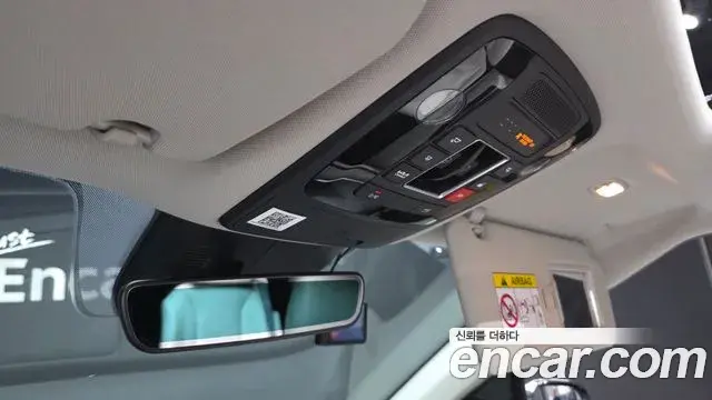 Kia Carnival 2023 — Фото 18/20