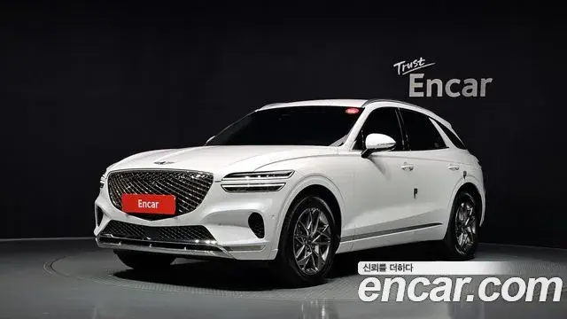 Genesis GV70 2023 — ფოტო 12/34