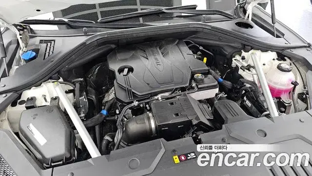 Genesis GV70 2023 — ფოტო 13/34