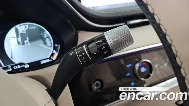 Genesis GV70 2023 — ფოტო 6/34