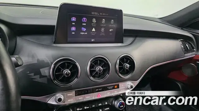 Kia Stinger 2020 — Фото 14/20