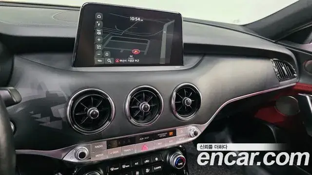 Kia Stinger 2020 — Фото 15/20