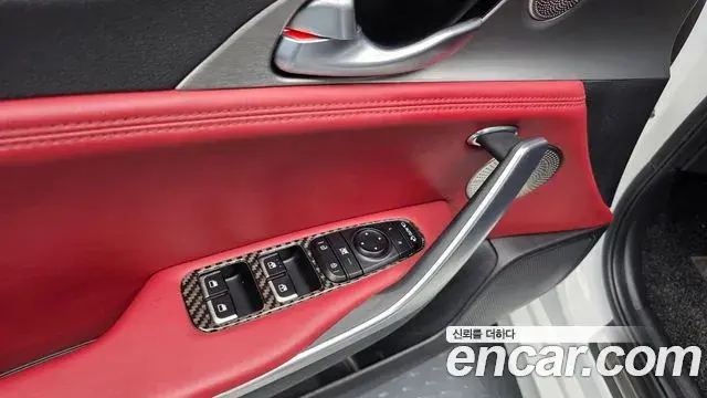 Kia Stinger 2020 — Фото 19/20