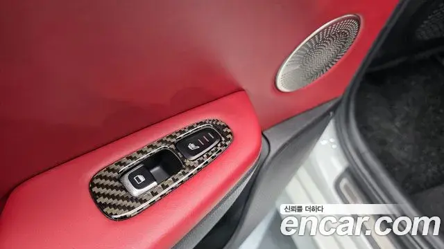 Kia Stinger 2020 — Photo 25/41