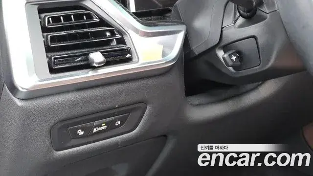 BMW X5 2025 — Фото 14/20