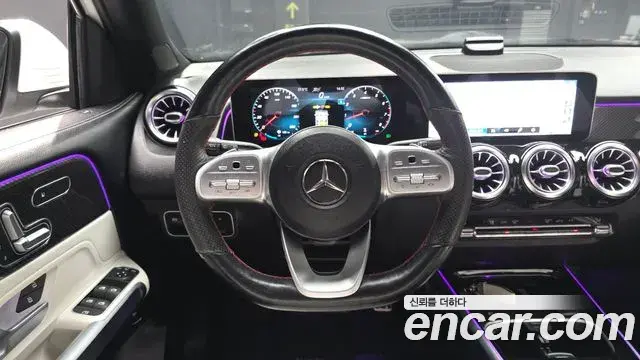 Mercedes-Benz GLB-Class 2020 — Фото 13/20