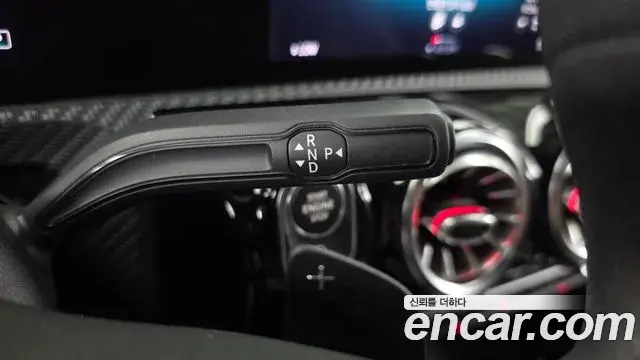 Mercedes-Benz A-Class 2020 — Фото 9/20