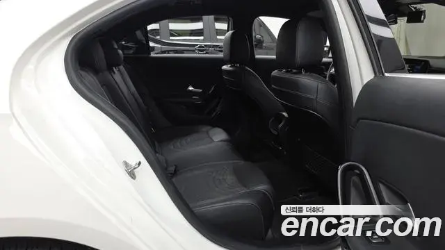 Mercedes-Benz A-Class 2020 — Фото 12/20