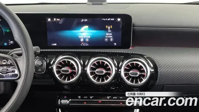 Mercedes-Benz A-Class 2020 — Фото 14/20