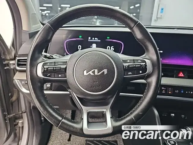 Kia Sportage 2022 — Фото 9/19