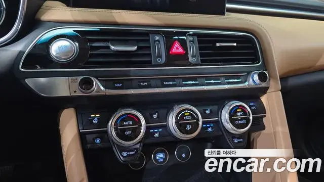 Genesis G70 2022 — Photo 20/36