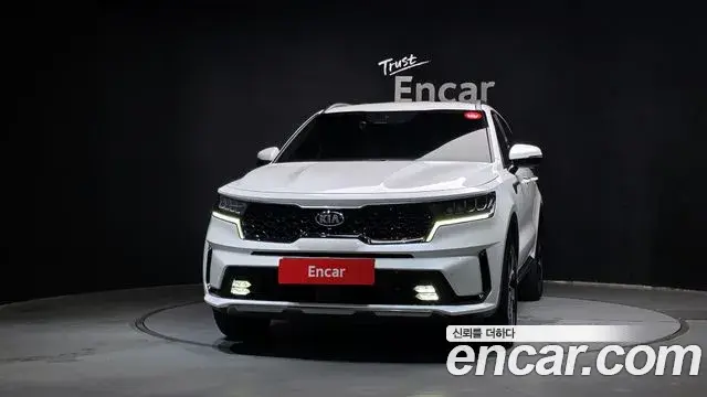 Kia Sorento 2021 — Фото 3/20