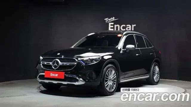 Mercedes-Benz GLC-Class 2024 — Фото 1/20