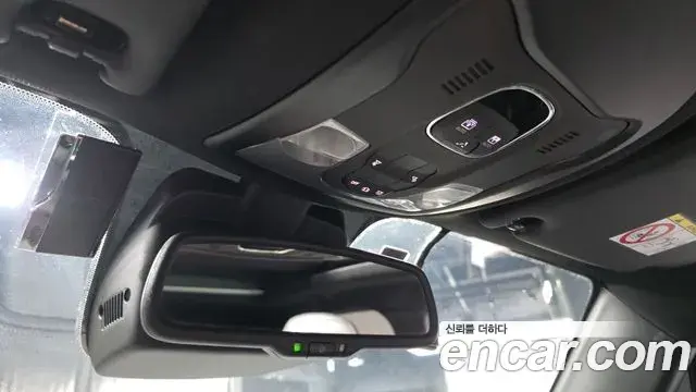 Jeep Renegade 2021 — Photo 31/32