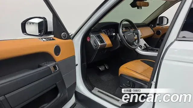 Land Rover Range Rover Sport 2020 — Şəkil 34/35