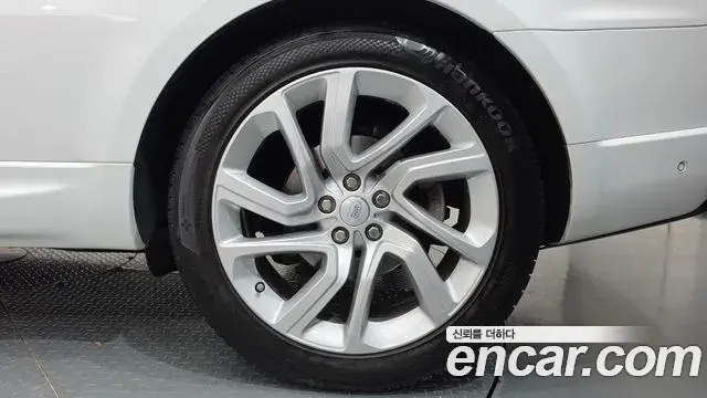 Land Rover Range Rover Sport 2020 — Şəkil 32/35