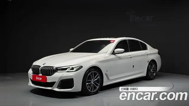 BMW 5 Series 2021 — Фото 10/20