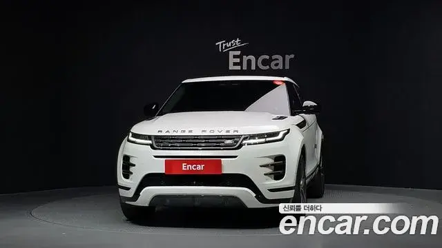 Land Rover Range Rover Evoque 2025 — Photo 8/20