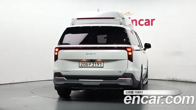 Kia Carnival 2025 — Şəkil 15/33