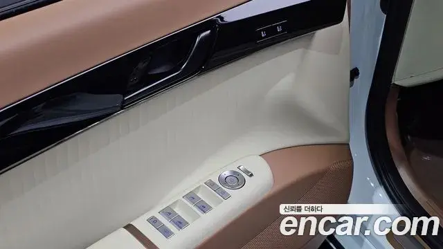 Hyundai Grandeur 2024 — Фото 16/20