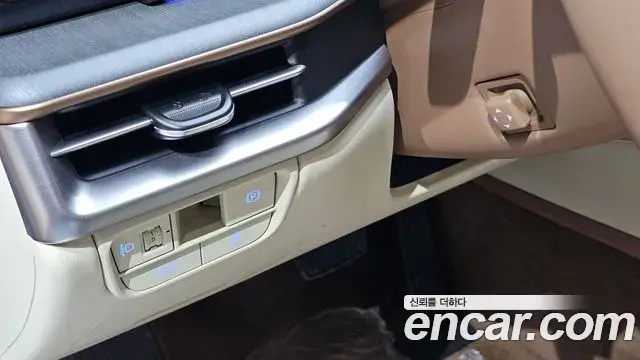 Hyundai Grandeur 2024 — Фото 17/20
