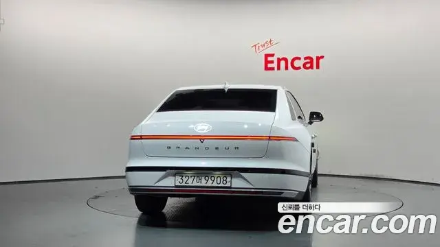 Hyundai Grandeur 2023 — Фото 4/20