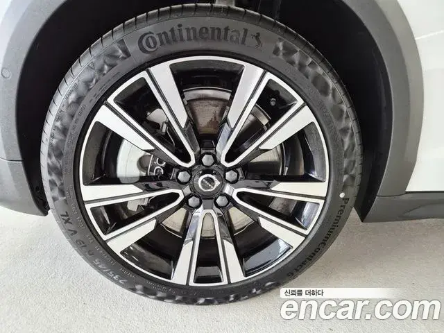 Volvo V60 Cross Country 2026 — ფოტო 19/20