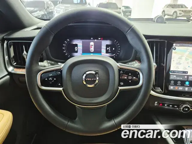 Volvo V60 Cross Country 2026 — ფოტო 16/20