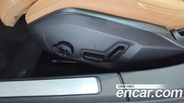 Volvo V60 Cross Country 2021 — Photo 3/42