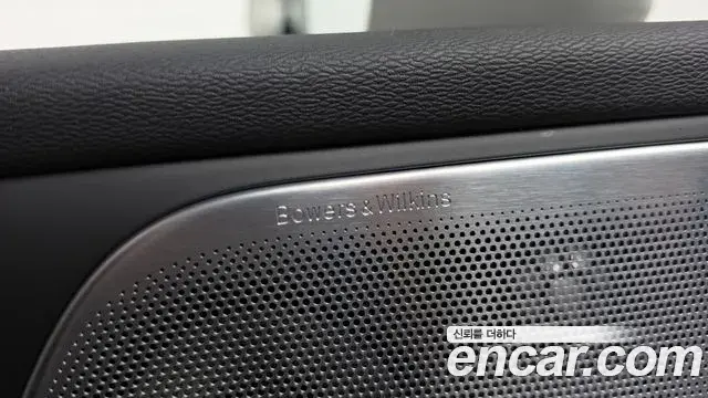 Volvo V60 Cross Country 2021 — Photo 24/42