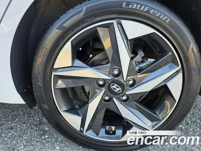 Hyundai Avante 2020 — Фото 18/19