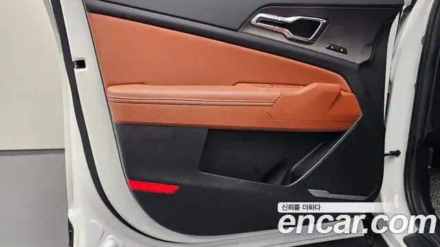 Kia Sportage 2025 — Şəkil 29/34