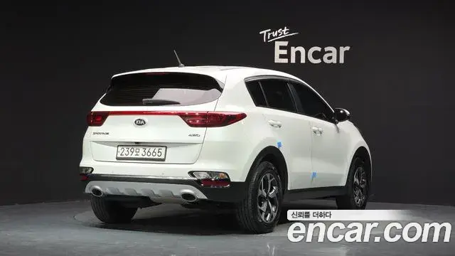 Kia Sportage The Bold 2021 — Фото 2/20
