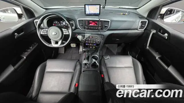 Kia Sportage The Bold 2021 — Фото 7/20