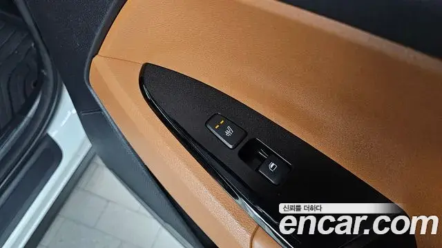 Kia Sportage 2023 — Şəkil 8/31