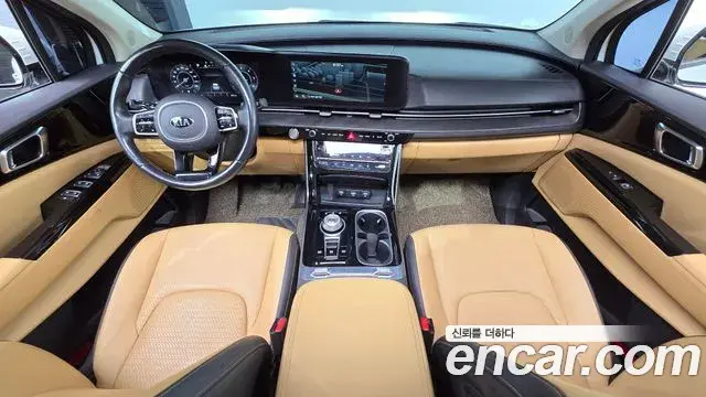 Kia Carnival 2021 — Фото 7/20