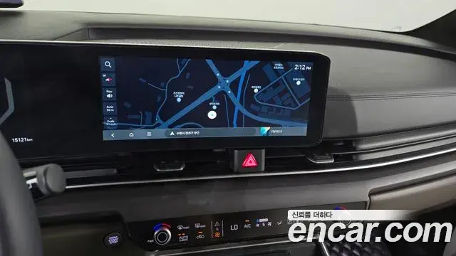 Kia Carnival 2024 — Şəkil 16/36