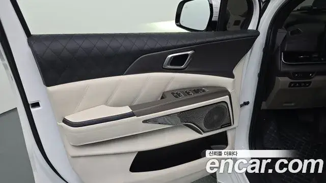 Kia Carnival 2024 — Şəkil 17/36