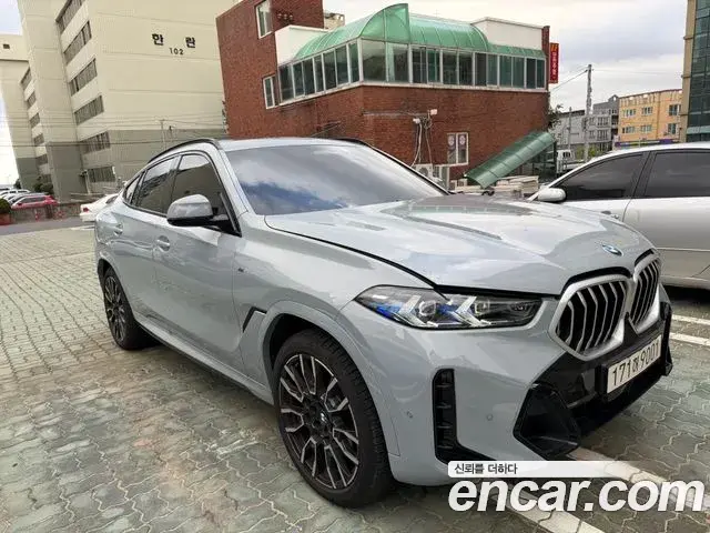 BMW X6 2025 — Фото 10/20