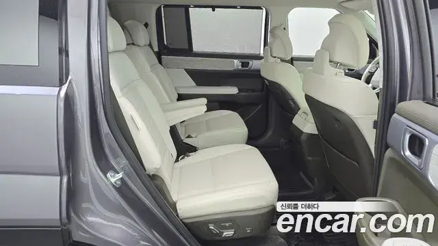 Hyundai Santa Fe 2024 — Фото 11/20