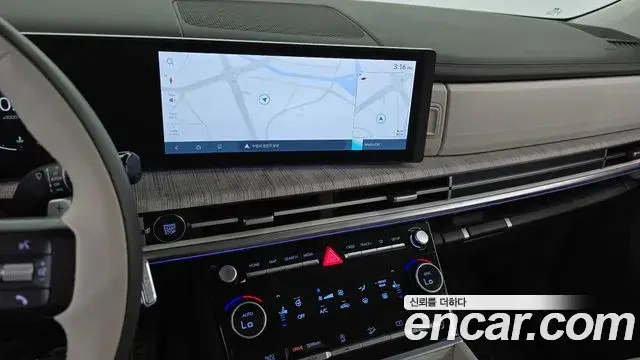 Hyundai Santa Fe 2024 — Фото 12/20