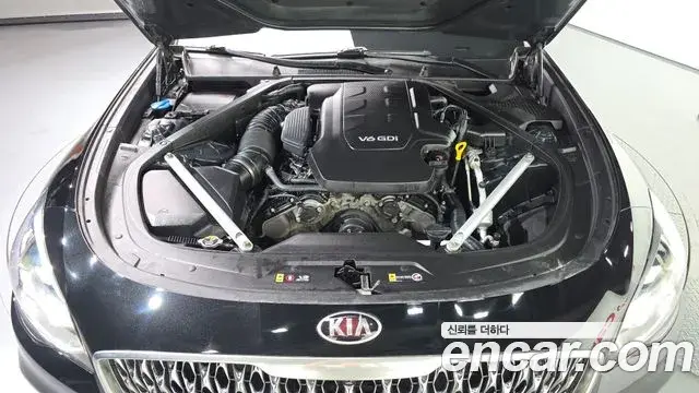Kia The K9 2019 — Photo 35/35