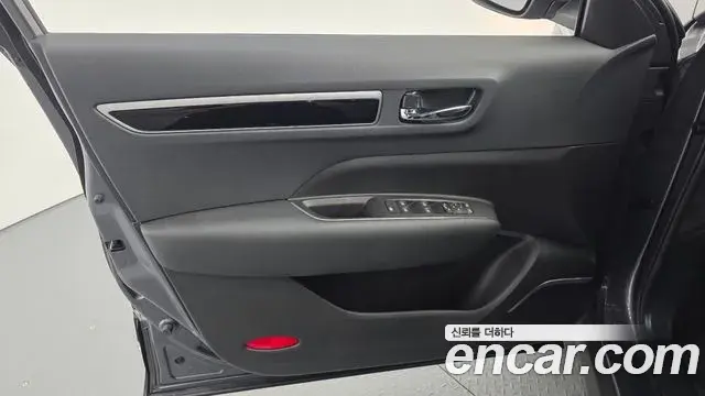 Renault Samsung QM6 2025 — Şəkil 25/32