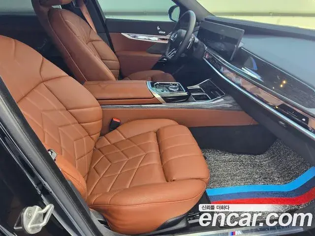 BMW 7 Series 2026 — Фото 16/20