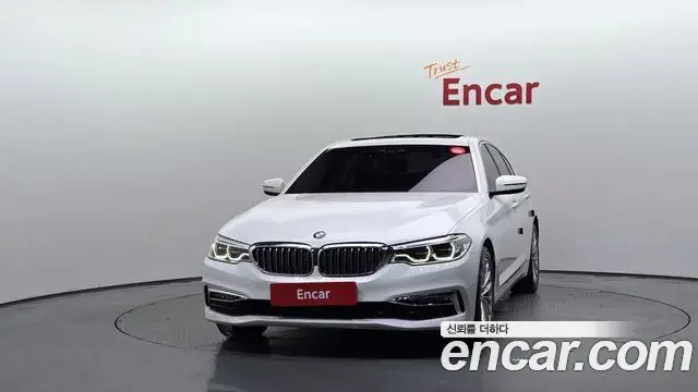 BMW 5 Series 2018 — Фото 3/20