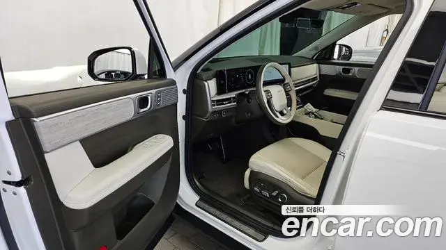 Hyundai Santa Fe 2023 — Photo 10/20