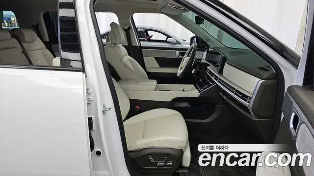 Hyundai Santa Fe 2023 — Photo 11/20