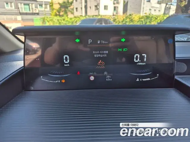 Hyundai Staria 2025 — Фото 7/18